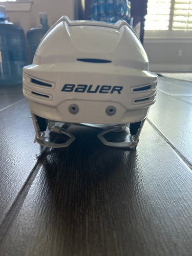Bauer re-akt 75 M Helmet