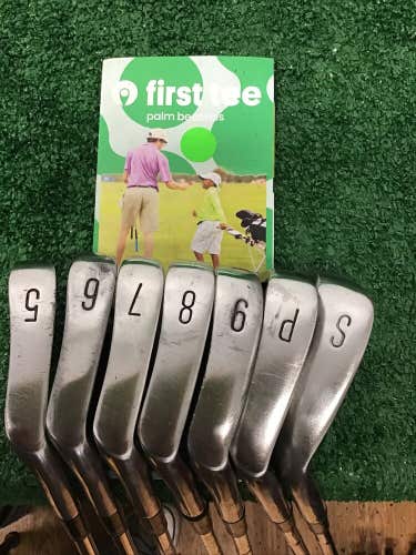 King Snake Oversize Iron Set 5-PW, SW With S300U Stiff Steel Shafts