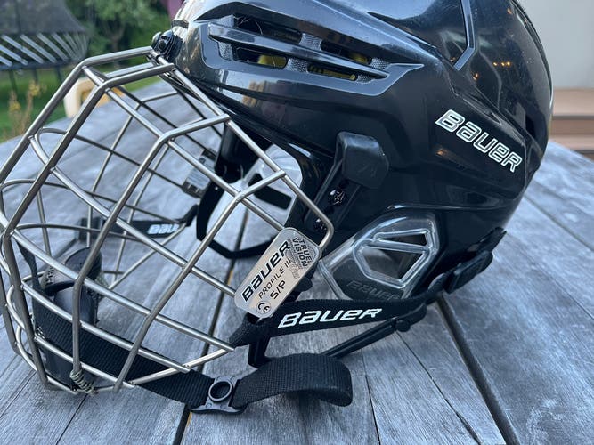Bauer Reakt 95 helmet small