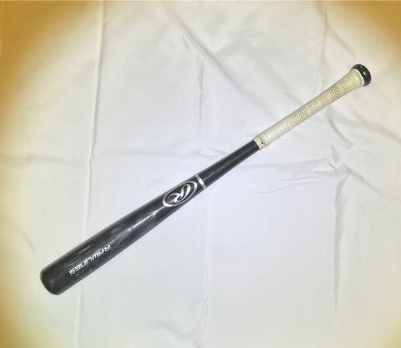 Used  Rawlings Wood 23 oz 30" Bat