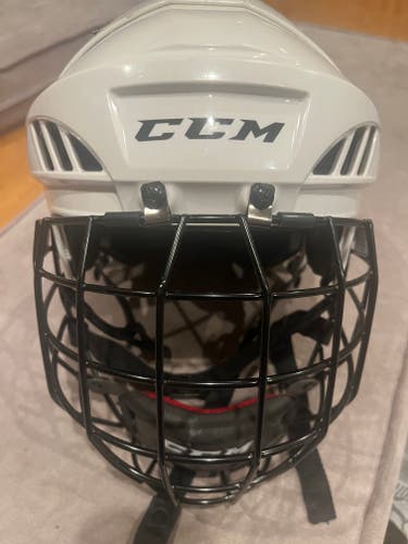 Great Condition Used Large CCM FL40 Helmet