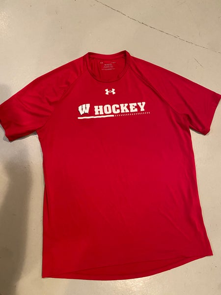 New Wisconsin Hockey Team Issued Under Armour TECH TEE Training Shirt Men’s Large