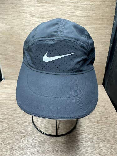 Nike Dri-FitADV UAC Black Running Hat Cap Tailwind