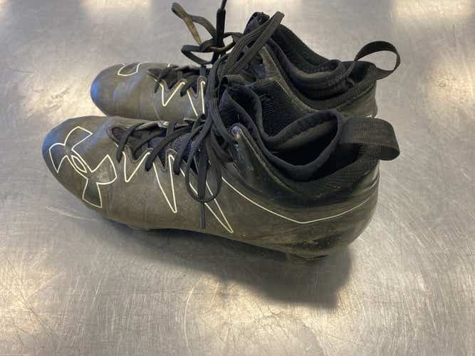 Used Under Armour Senior 10 Football Cleats