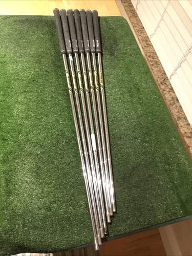 Set Of 7 True Temper Dynamic Gold Tour Issue X-Stiff X100 Steel Irons Shafts