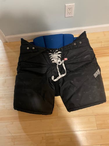 Simmons 999 Pro Goalie Pants XL