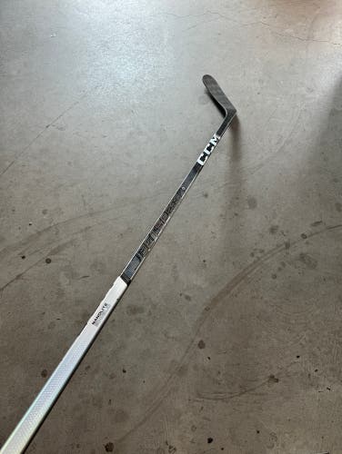 NHL Gently Used Senior CCM Left Hand P28M Flex 85 Pro Stock Jetspeed FT6 Pro Hockey Stick