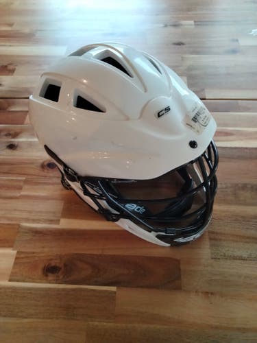 Used Cascade CS Youth White Lacrosse Helmet