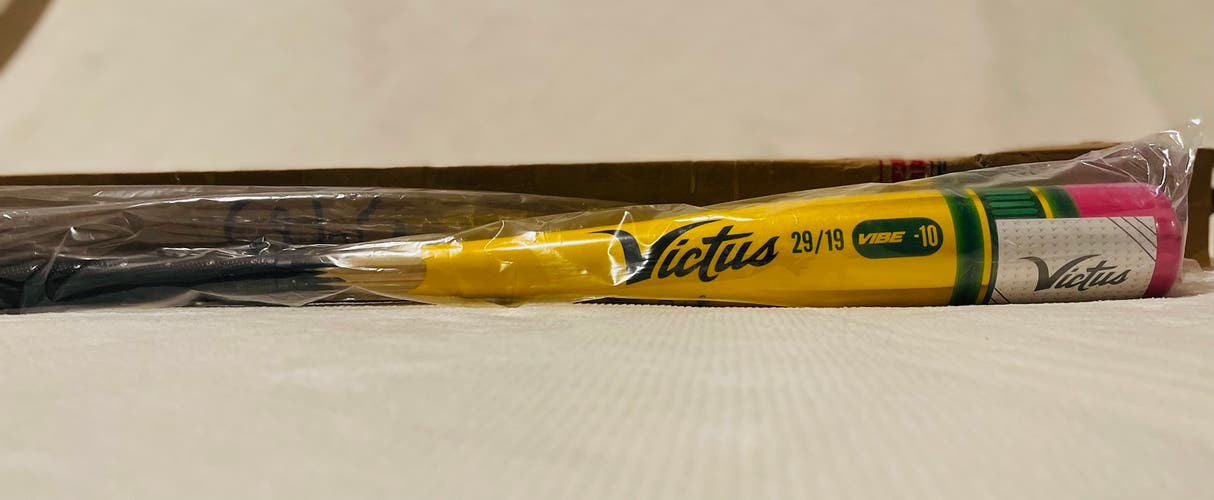 New  Victus Alloy 29 oz 29" Pencil Bat