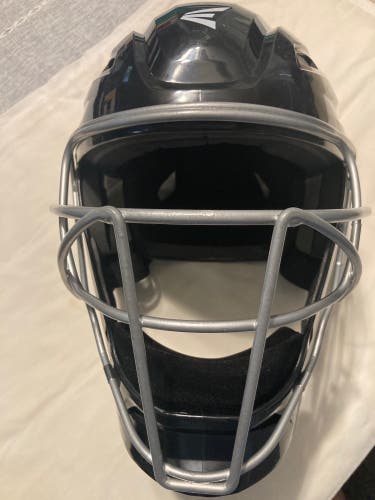 Easton Fundamental Catchers Helmet Black