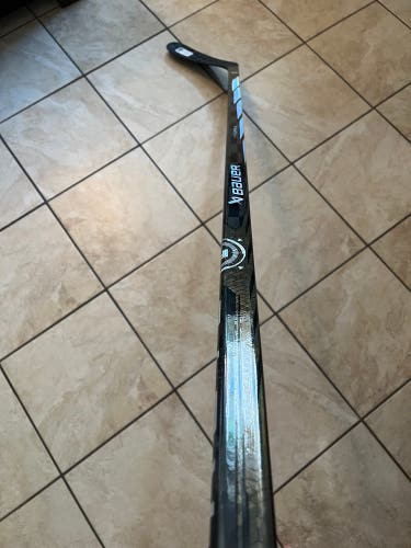 New 70 Flex Left Handed P92 Proto-R Hockey Stick