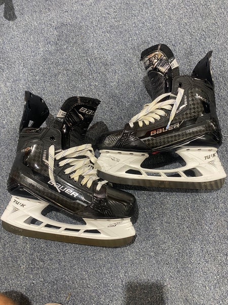 Used Detroit Red Wings Maatta Senior Bauer Regular Width Pro Stock 10 Supreme Mach Hockey Skates