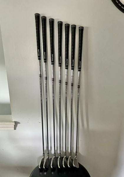 Used Men's Callaway Big Bertha Right Handed Iron Set Regular Flex 7 Pieces Steel Shaft