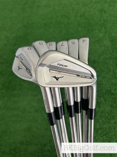 Mizuno JPX 921 Tour Iron Set 4-P / NS Pro Modus Tour 120 Stiff