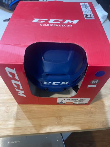 Ccm tacks 910 Helmet