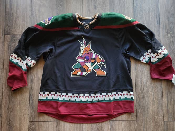 Arizona Coyotes Team Issued Authentic MiC Black Adidas Kachina Jersey Size 60