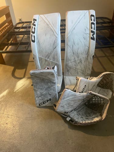 CCM Axis 2 set