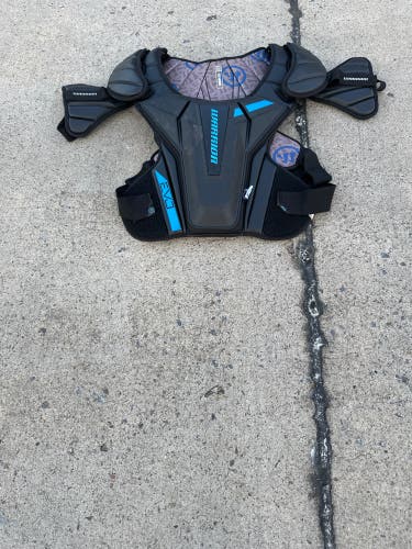 Used Medium Warrior Evo Shoulder Pads