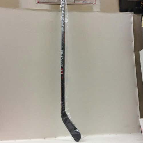 Used Warrior Alpha Lx Pro 65 Flex Pattern P88 Senior One Piece Sticks