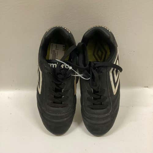 Used Umbro Junior 01 Cleat Soccer Outdoor Cleats