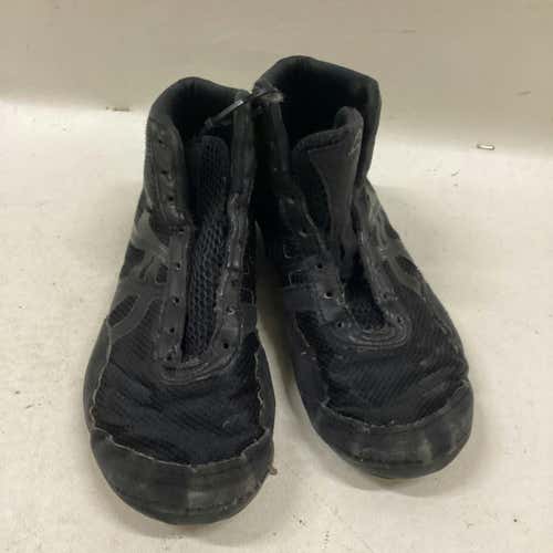 Used Asics Matflex Junior 01 Wrestling Shoes