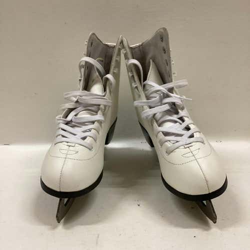 Used American Athletic Figure Skates Senior 8 Women's Figure Skates