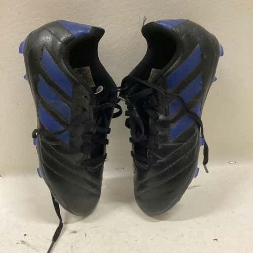 Used Adidas Junior 02.5 Cleat Soccer Outdoor Cleats