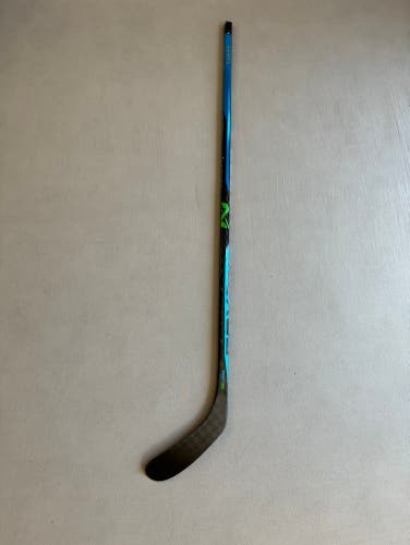 New Senior Bauer Left Handed Nexus Eon Hockey Stick 87 Flex P28