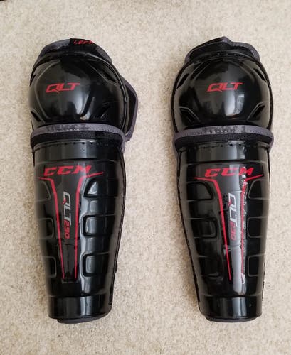 New Youth CCM QLT230 10"/26cm Shin Pads