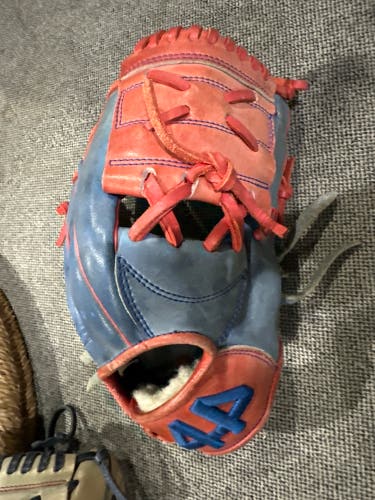 Used  Infield 11.5" Baseball Glove