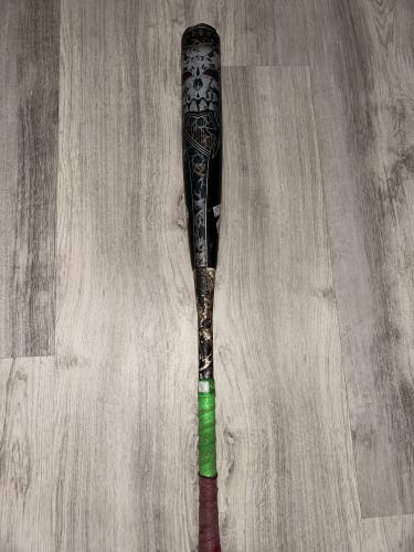 Used  DeMarini BBCOR Certified Alloy 30 oz 33" Voodoo Black Bat