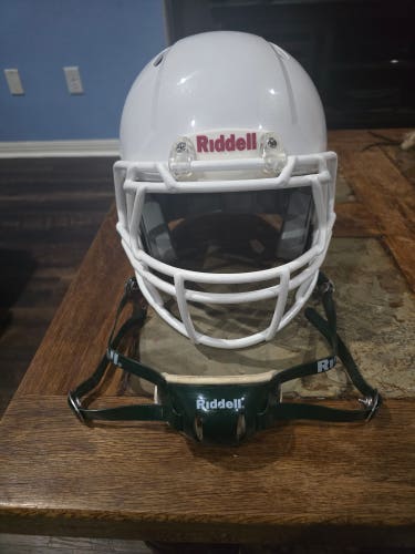 Used Medium Youth Riddell Speed Helmet