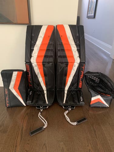 Used Senior 34" + 1.5”  True Catalyst PX3 Regular Goalie Full Set Pro Stock