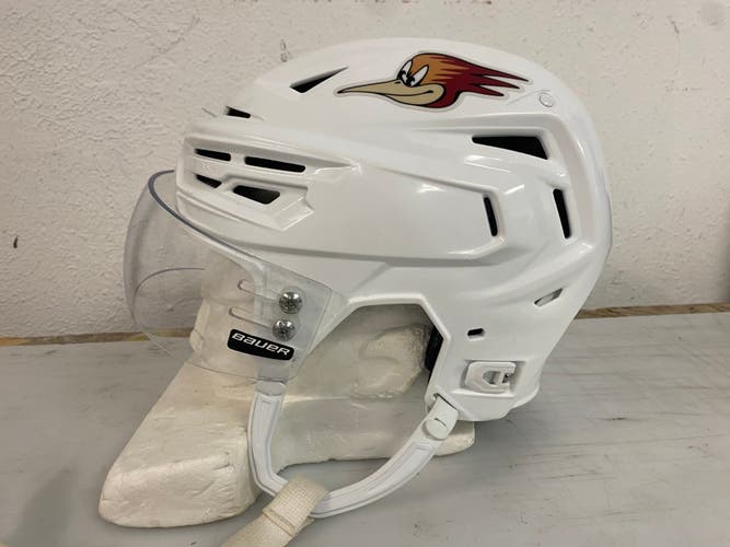 Bauer Re-Akt 150 Pro Stock Hockey Helmet Bauer Visor Combo Medium White 81548