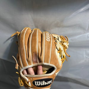 Used Infield 11.5" A2000 Baseball Glove