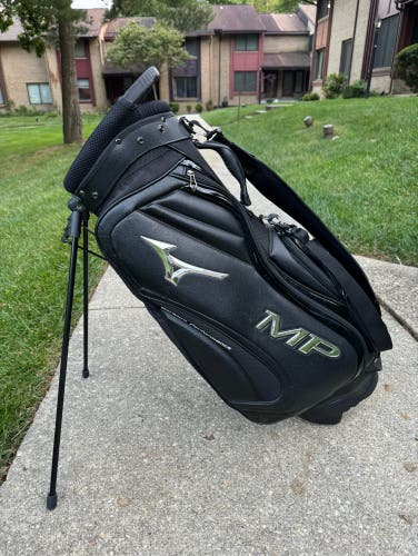 Mizuno MP Tour Staff Stand Golf Bag Used