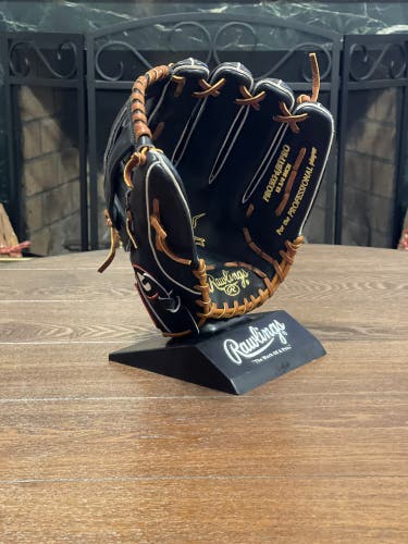 Rawlings Heart Of The Hide PRO303-6JBTPRO 12-3/4” UGA College Issue Outfield Baseball Glove