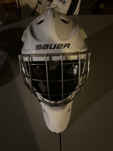 Goalie helmet Bauer