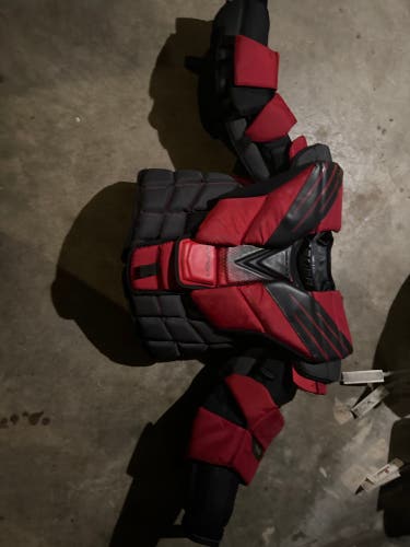 Used  Bauer Hyperlite Goalie Chest Protector
