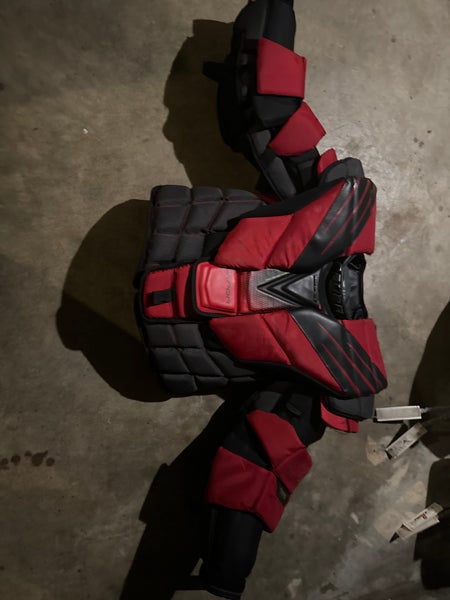 Used Bauer Hyperlite Goalie Chest Protector