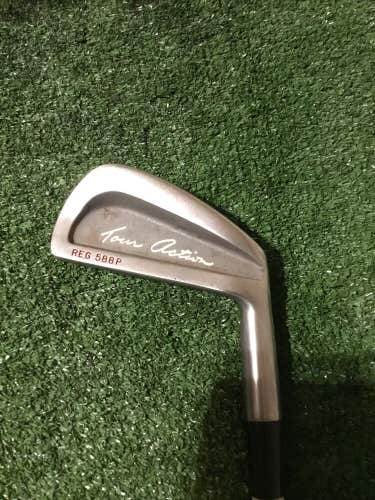 Cleveland Tour Action REG 588P 1 Iron H.E.T. Graphite Shaft