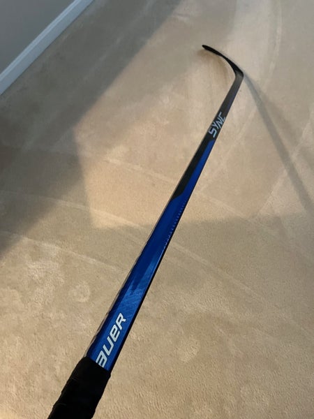 Used Bauer Nexus SYNC Right Handed Hockey Stick, Senior P92M (Max Blade) Pro. (Blue/Silver color)