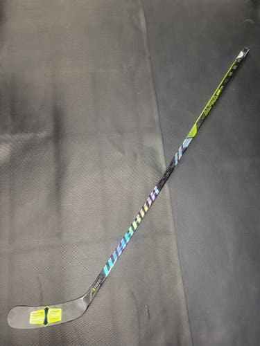 New Senior Warrior Right Hand Alpha LX2 Pro Hockey Stick M03 75 flex