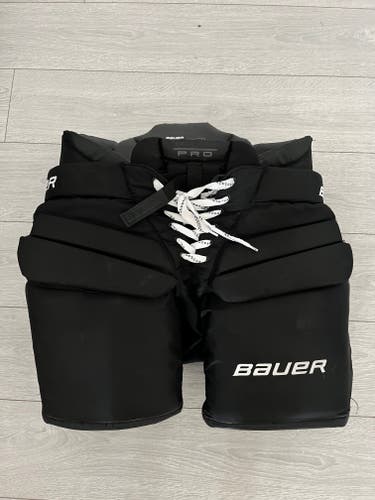 Used Senior Medium Bauer Pro Hockey Goalie Pants