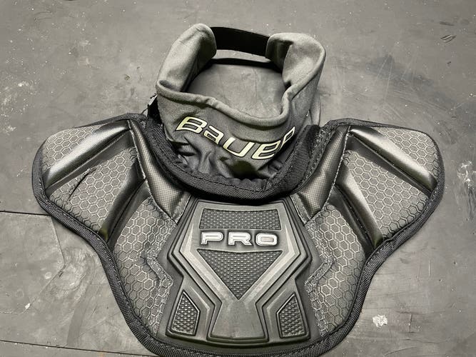 Bauer Jr Elite pro neck guard