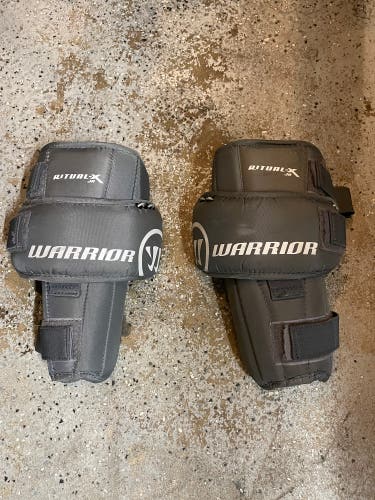 Warrior Ritual-X Junior Goalie knee pads