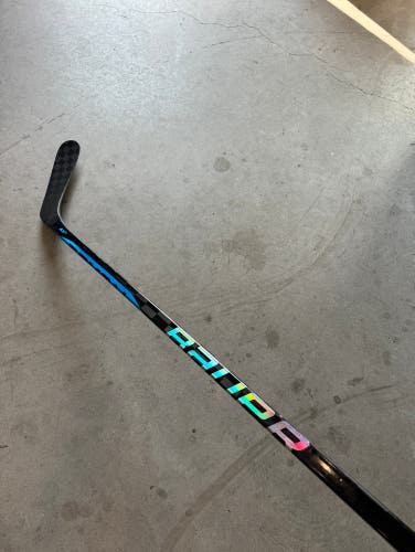 Used Intermediate Bauer Right Handed P92 Pro Stock Nexus Sync Hockey Stick