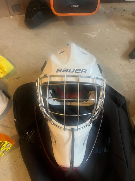 Hockey goalie helmet