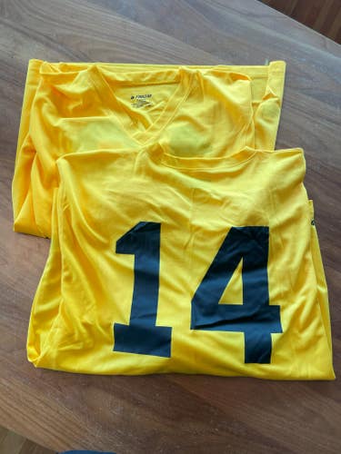 16x Yellow New Firstar Practice Jerseys with Numbers and Socks Set Team Jerseys Club Practice