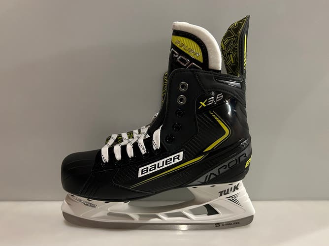 New Bauer Vapor X3.6 Senior Skates - Size 7.0D  NIB